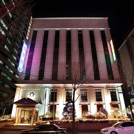 Karak Tourist Hotel Seoul Exteriör bild