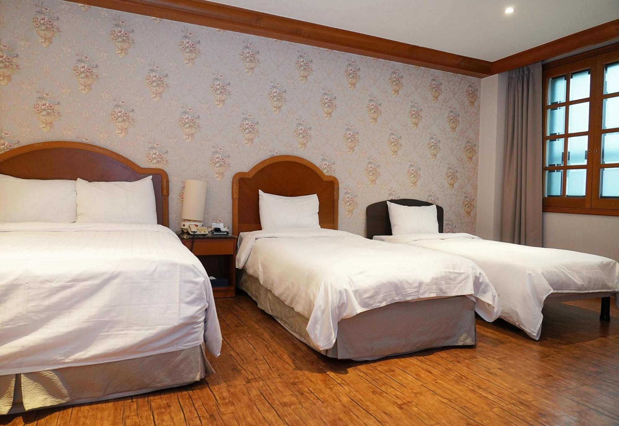 Karak Tourist Hotel Seoul Exteriör bild